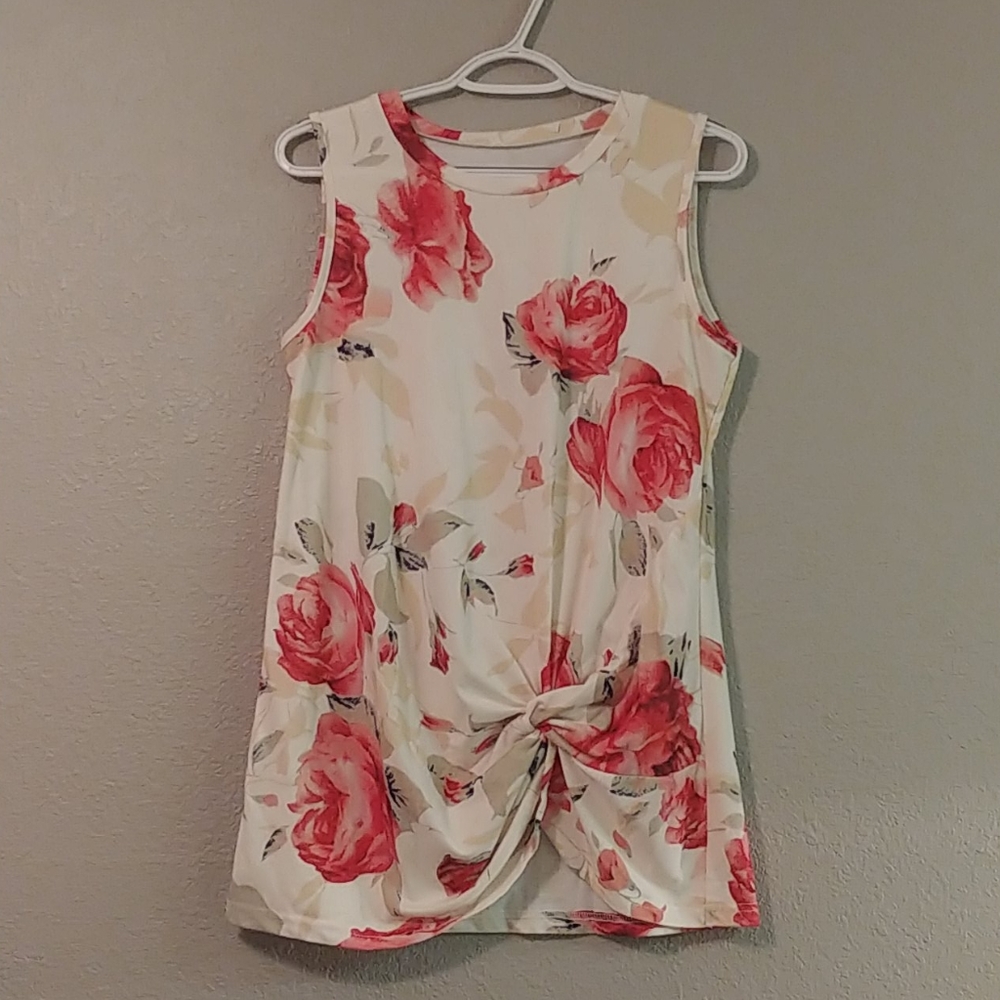 💲3 for 15💲Sleeveless knotted shirt
